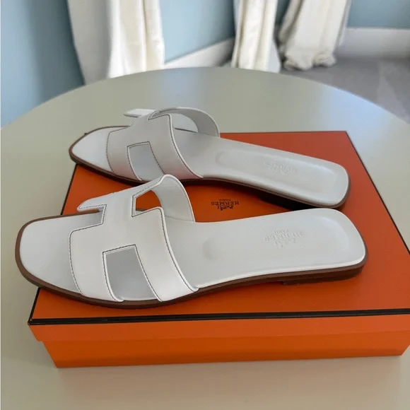 Hermes White Leather Sandals - Picture 2 of 4
